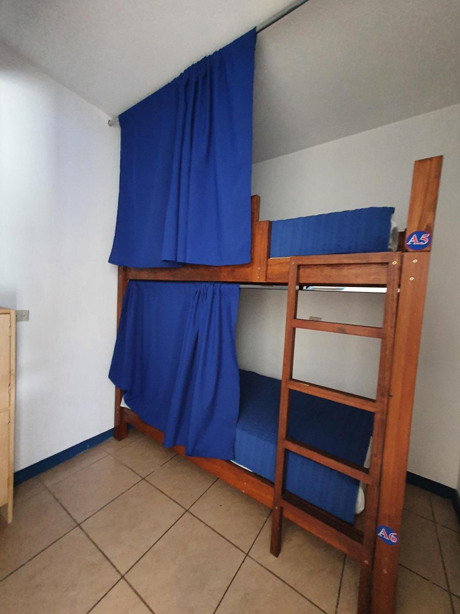Hostal Corazon De San Pedro San Pedro La Laguna Buitenkant foto